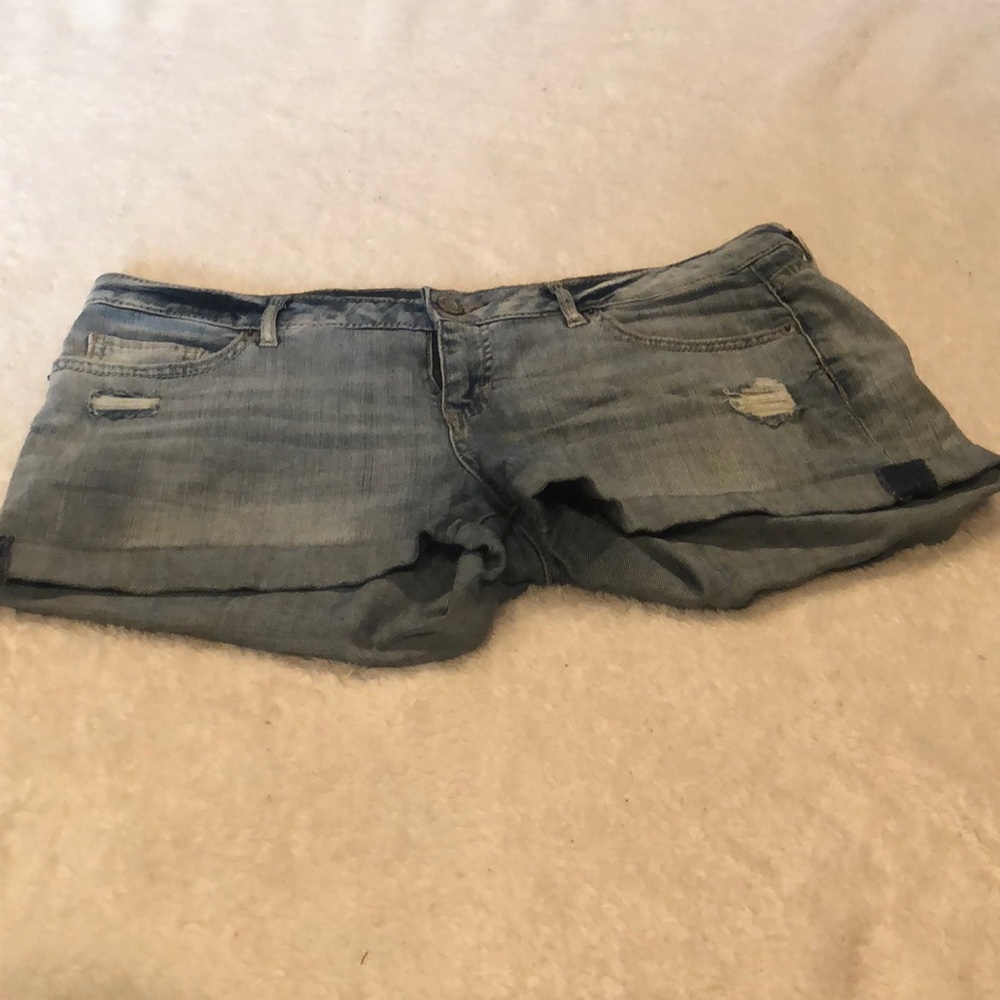 I have too much clothing & downsizing my closet.